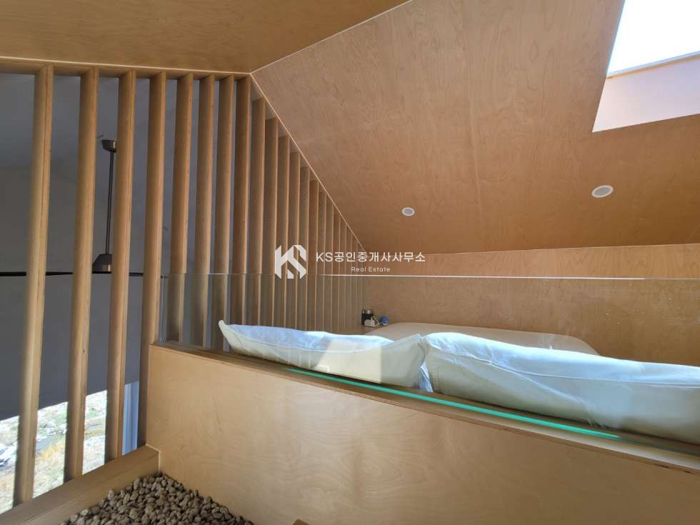 충북 옥천군 군서면 금산리 주1동 전속매물 옥천 장령산휴양림 입구 풀빌라 독채 펜션 매매 매매 매물번호 11759 사진 4