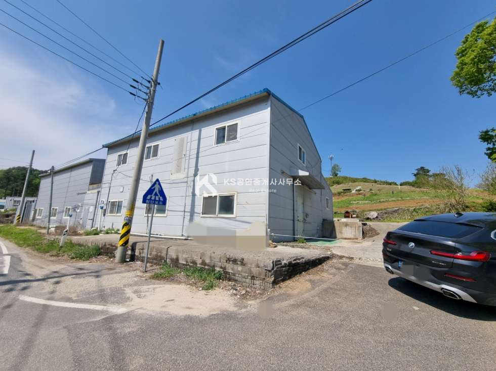충남 금산군 추부면 용지리 주1동 2차선 도로에 있는 사무동 공간 따로 있는 착한금액 공장 매매 매물번호 11980 사진 2