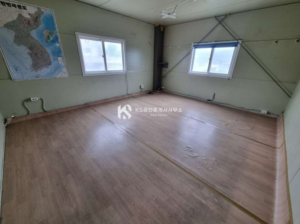 충북 청주서원구 현도면 시목리 주1동 신탄진에서 가까운 전용 90평 준신축 창고 월세 매물번호 12043 사진 5