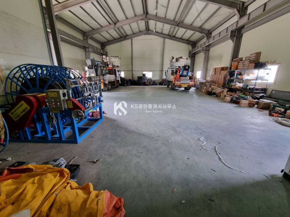 충남 금산군 복수면 백암리 주1동 안영ic 인근 300평 나대지 사용도 가능한 창고 월세 매물번호 12055 사진 4