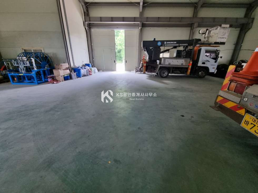 충남 금산군 복수면 백암리 주1동 안영ic 인근 300평 나대지 사용도 가능한 창고 월세 매물번호 12055 사진 6