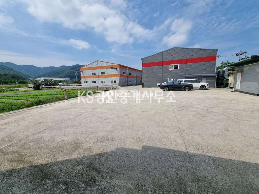 충남 금산군 추부면 자부리 주2동 추부ic 3분 층고 약8M 마당 넓은 준신축 창고 월세 매물번호 12095 사진 3
