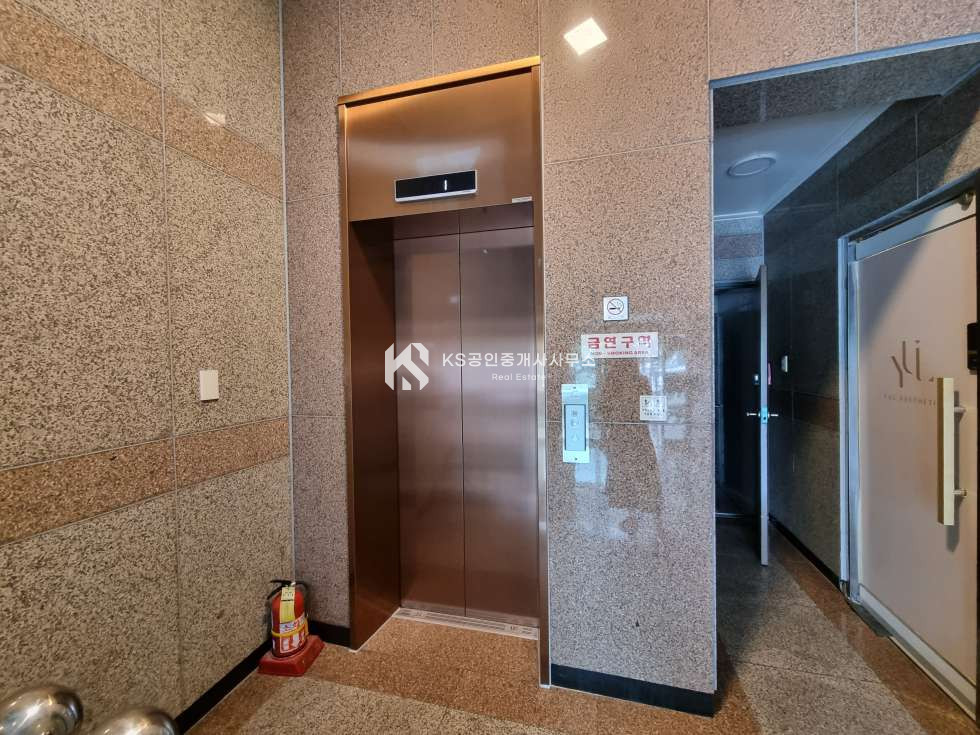 대전 유성구 지족동 대로변에 위치한 공실 없는 상가 건물 매매 매물번호 12120 사진 4
